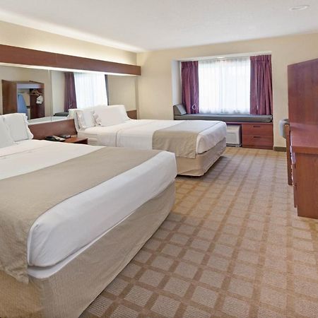 Microtel Inn & Suites By Wyndham Jasper Bagian luar foto
