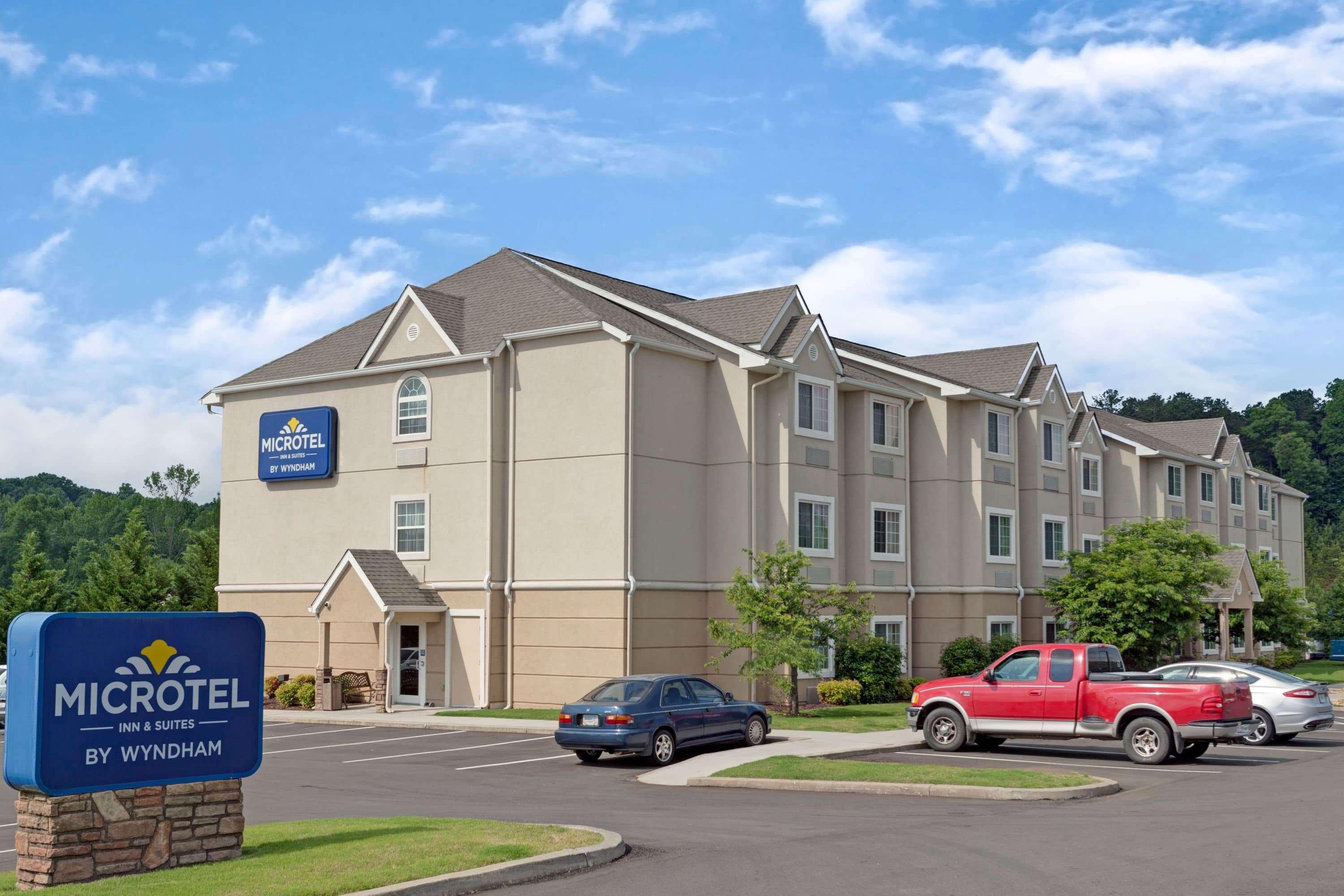 Microtel Inn & Suites By Wyndham Jasper Bagian luar foto